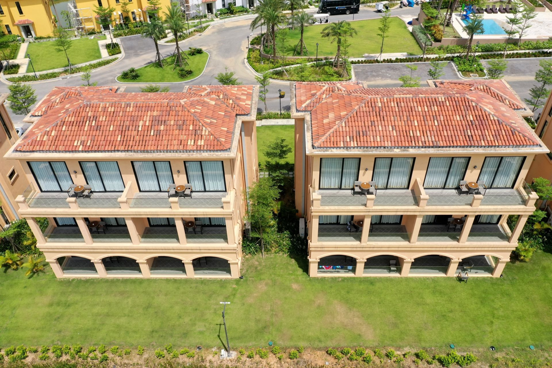 Bán biệt thự sân golf Skylake Resort &amp; Villas
