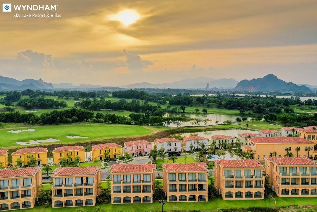 Có Nên Đầu Tư Biệt Thự Wyndham Sky Lake Hay Không?