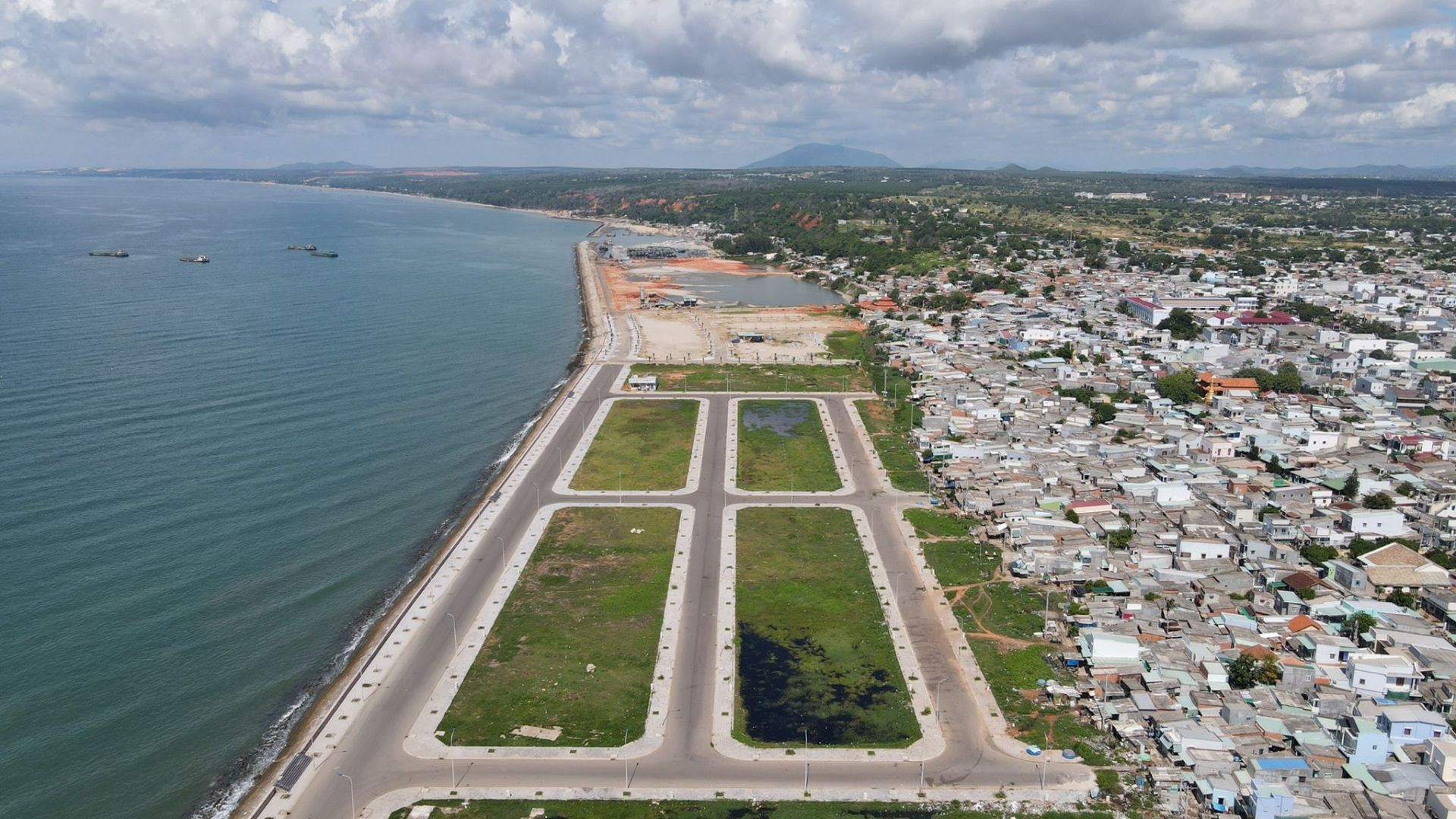 Mua bán đất biển Phan Thiết giá tốt tháng 08/2021